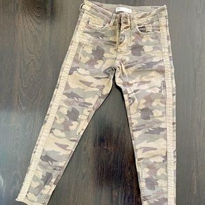 Zara camo pant